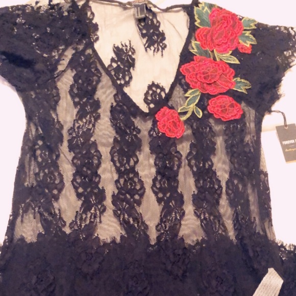 Forever 21 contemporary - Picture 3 of 3